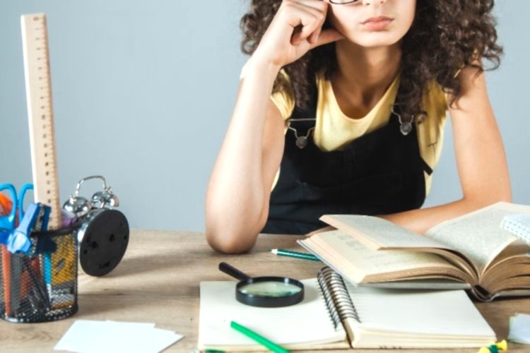 Ramazanda verimli ders çalışma stratejileri ve en verimli ders çalışma saatleri konusunda merak ettiklerinize değindik.